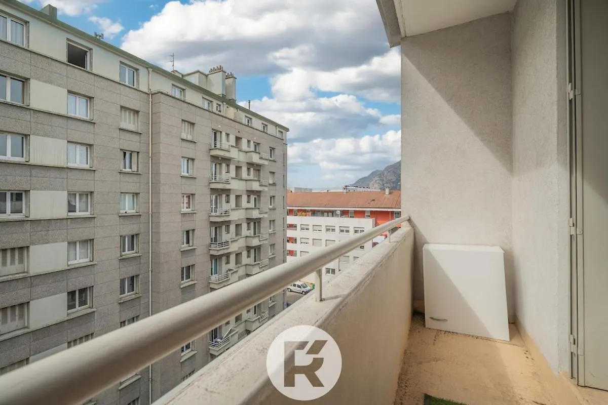 R Apparts T4 Sweet Home Grenoble France